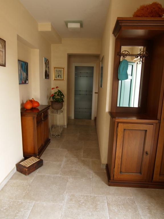 Papalina 2 *