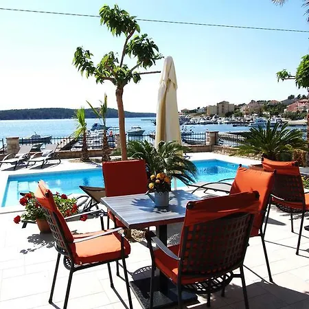 Apartments Villa Papalina 2 Rab Town Room photo