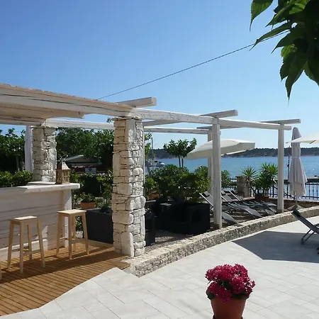 Apartments Villa Papalina 2 Rab Town Exterior photo