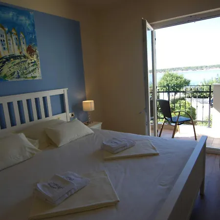 Apartments Villa Papalina 2 Rab Town Exterior photo
