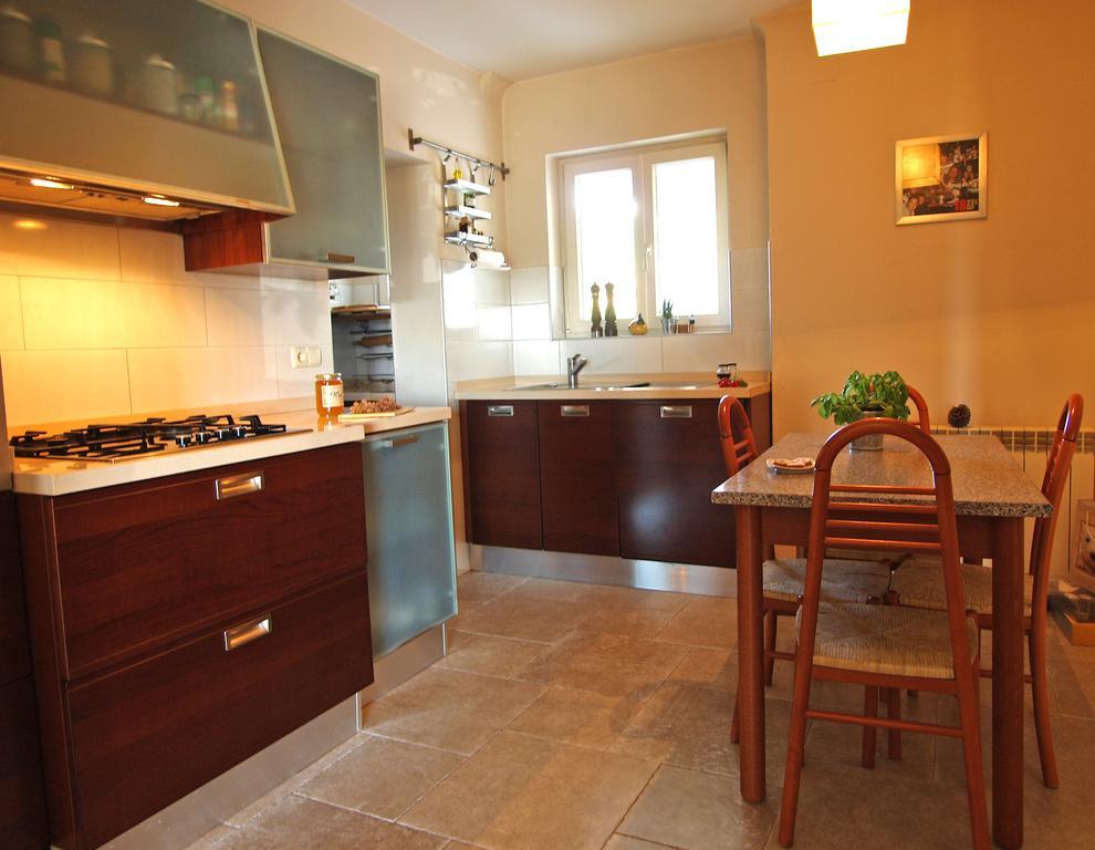 Papalina 2 Apartment *