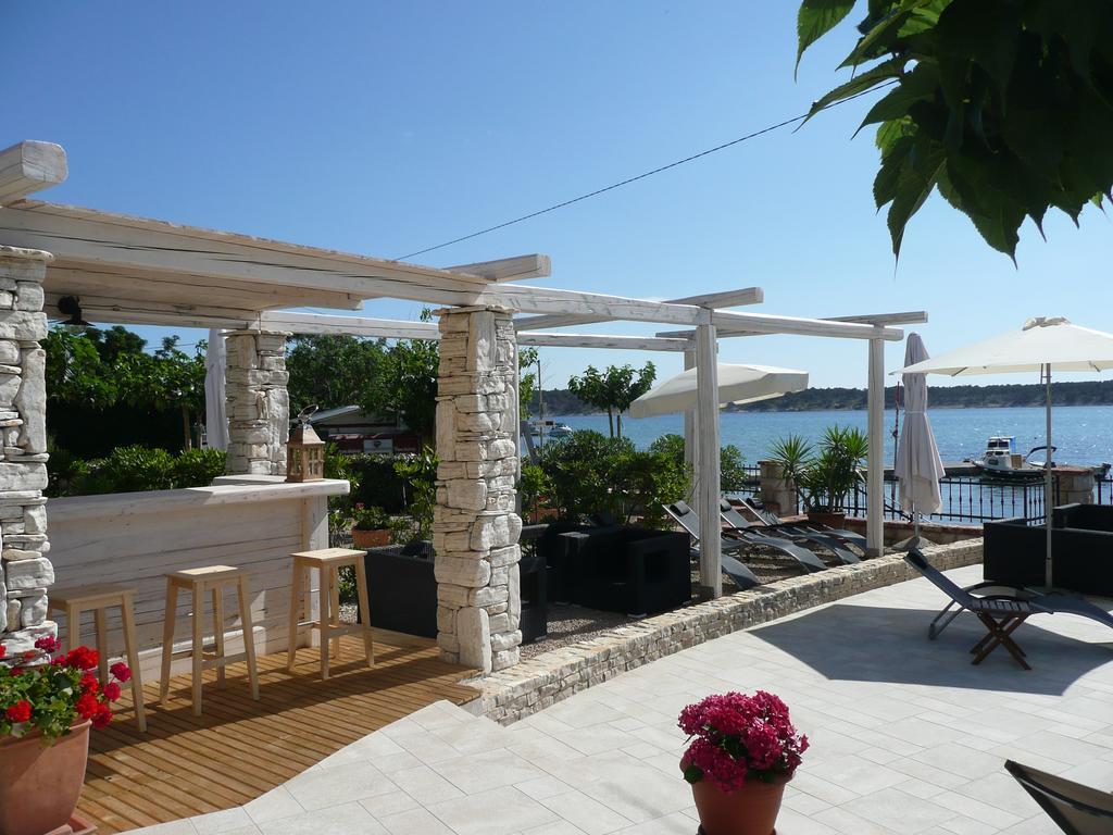 Apartment Papalina 2 Rab Town