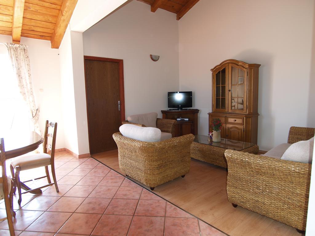 Papalina 2 Rab Town